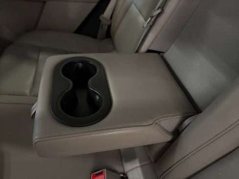 Used 2019 Cadillac XT4 Luxury w/ Cold Weather Package FWD image 35