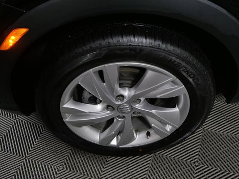 Used 2024 Buick Encore GX Preferred AWD/4WD image 12