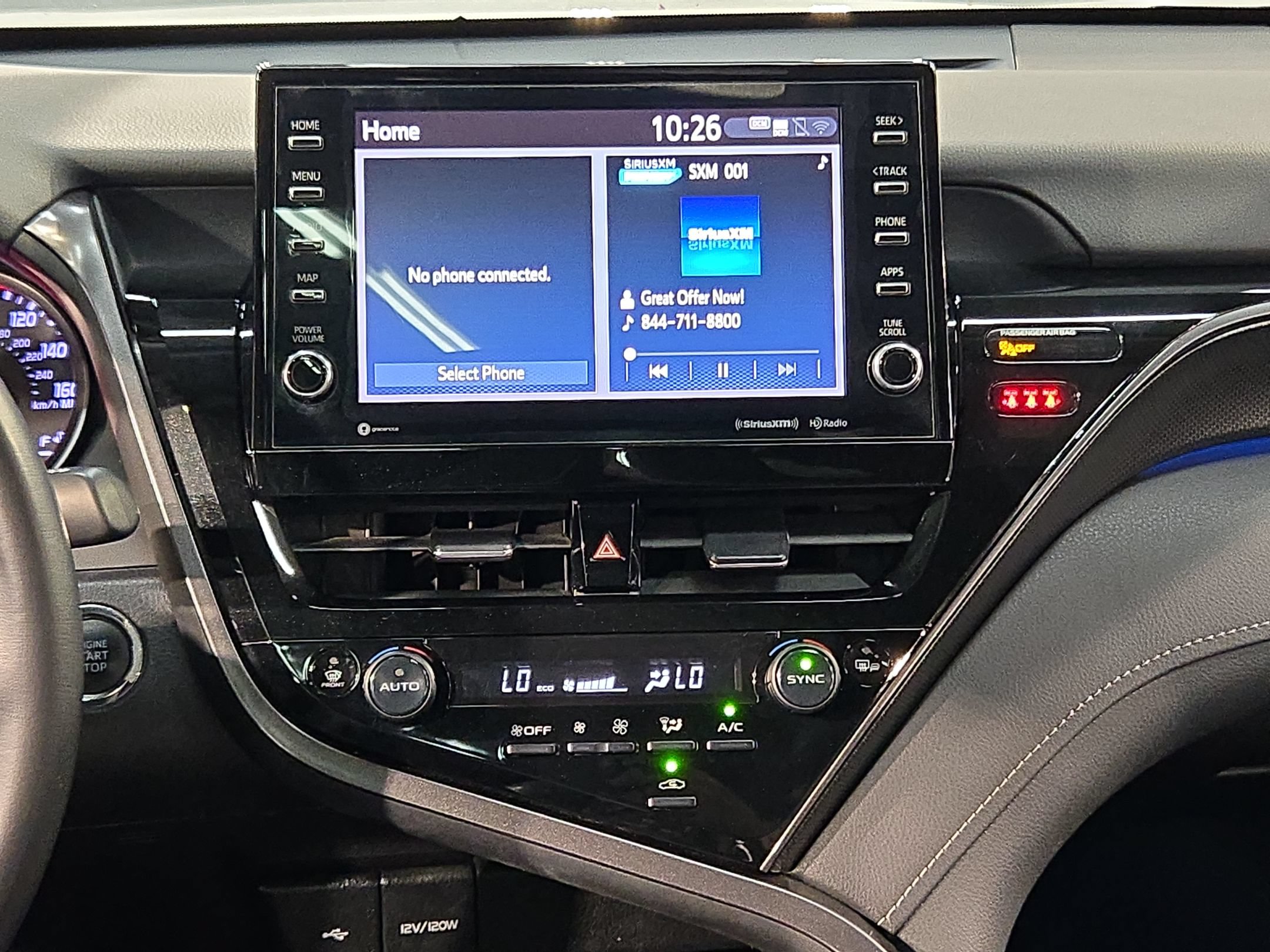 Used 2021 Toyota Camry XSE FWD image 16