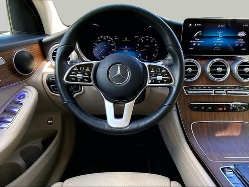 Certified 2022 Mercedes-Benz GLC 300 4MATIC w/ Premium Package Lite image 6