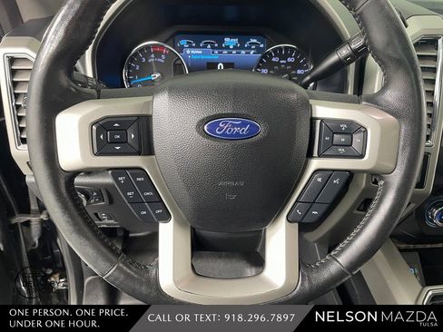 Used 2017 Ford F350 Lariat w/ Lariat Ultimate Package image 25