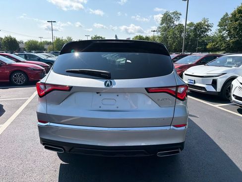 Used 2024 Acura MDX SH-AWD image 6