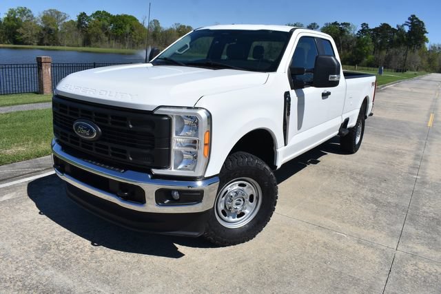 Used 2023 Ford F250 XL w/ FX4 Off-Road Package AWD/4WD image 6