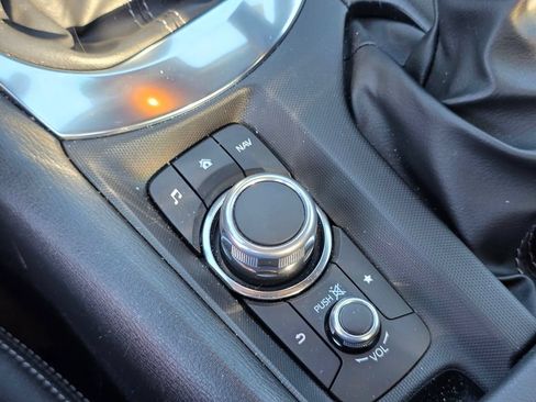 Used 2023 MAZDA MX-5 Miata Grand Touring RWD image 21