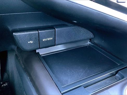 Used 2024 Toyota Camry LE image 30