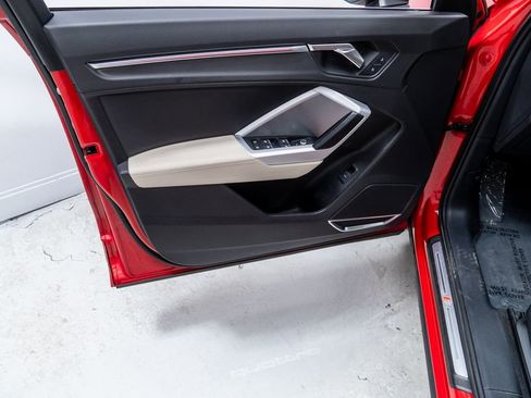 Used 2021 Audi Q3 2.0T Premium Plus w/ Premium Plus Package image 22