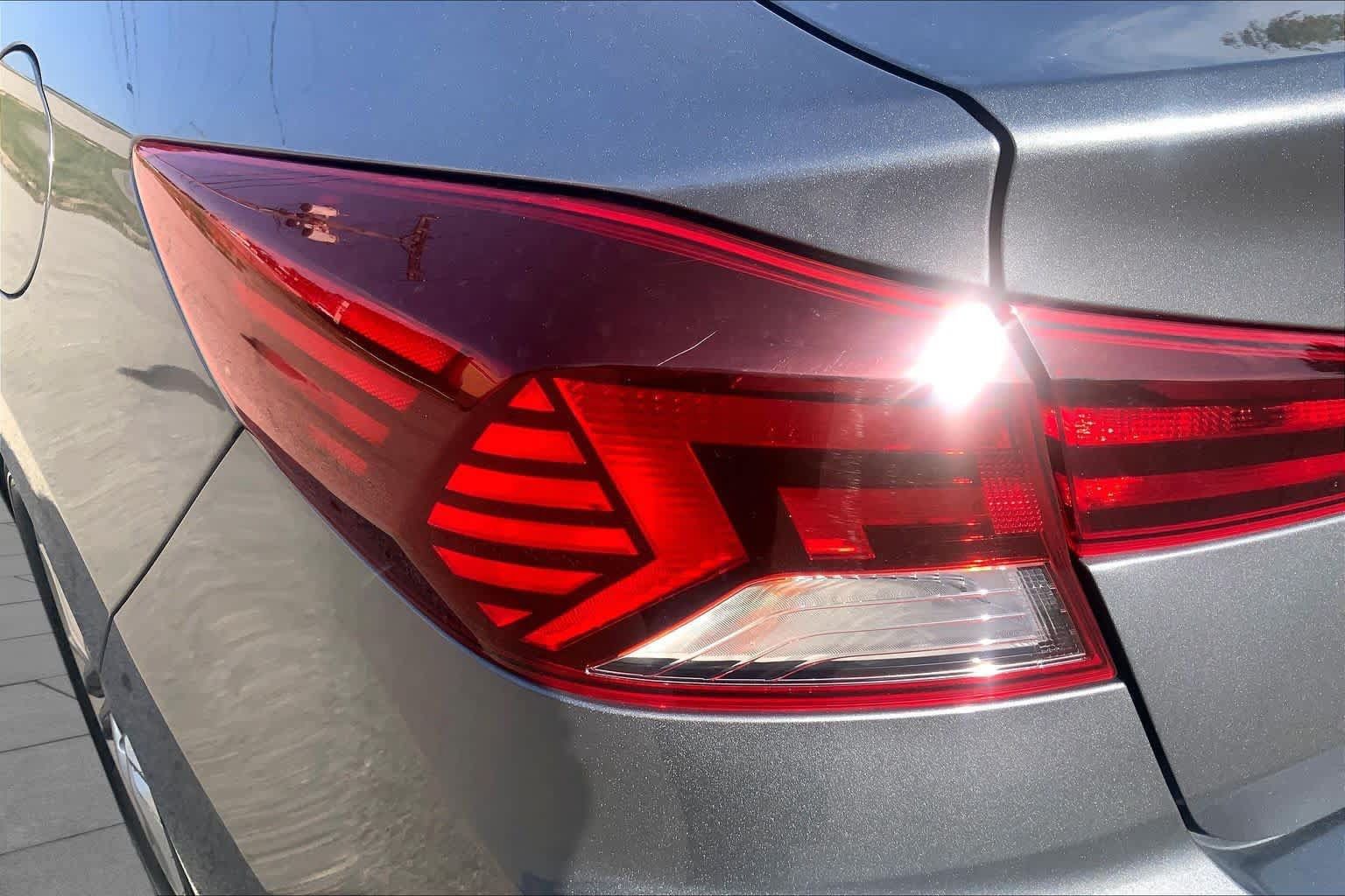 Used 2019 Hyundai Elantra SEL w/ Cargo Package FWD image 27