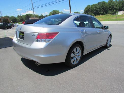Used 2010 Honda Accord EX-L image 7