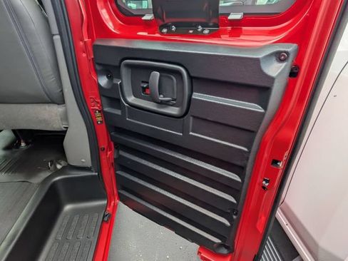 New 2026 GMC Savana 3500 Extended w/ Driver Convenience Package RWD image 18