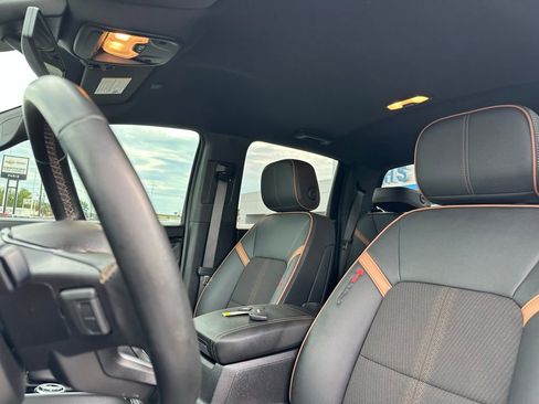 Used 2025 GMC Canyon AT4 AWD/4WD image 14