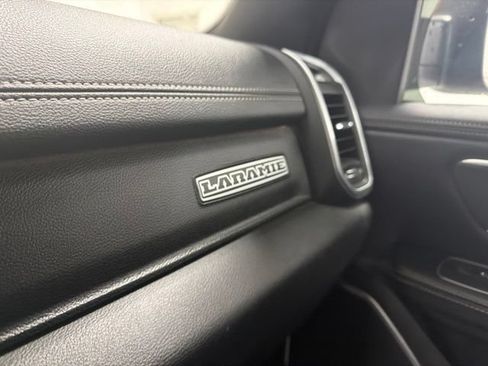 Used 2020 RAM 1500 Laramie w/ Sport Appearance Package AWD/4WD image 33