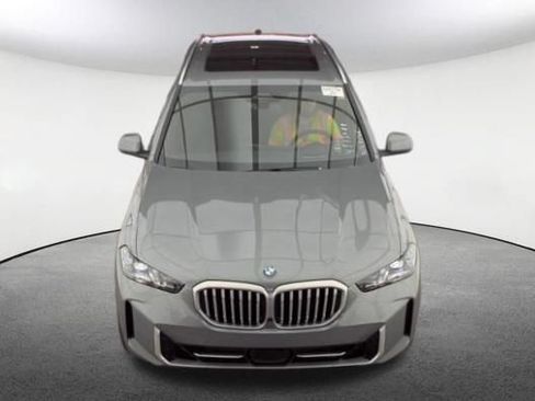 Used 2026 BMW X5 xDrive40i AWD/4WD image 2