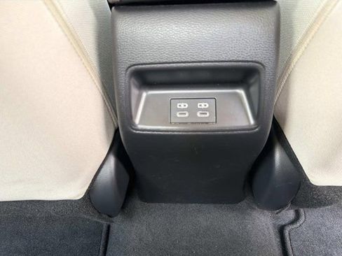 Certified 2025 Toyota Corolla LE image 19