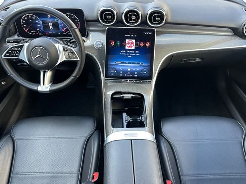 Used 2022 Mercedes-Benz C 300 Sedan image 12