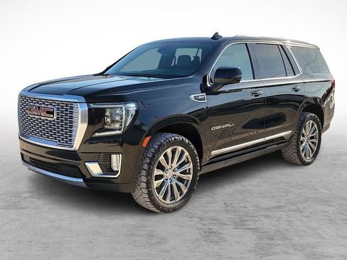 Used 2021 GMC Yukon Denali w/ Denali Premium Package image 5
