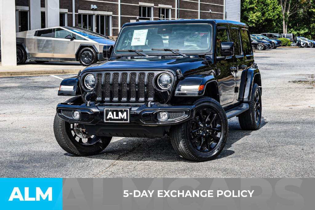 Used 2023 Jeep Wrangler Unlimited Sahara AWD/4WD image 3