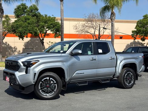 New 2026 Toyota Tacoma TRD Sport RWD image 2