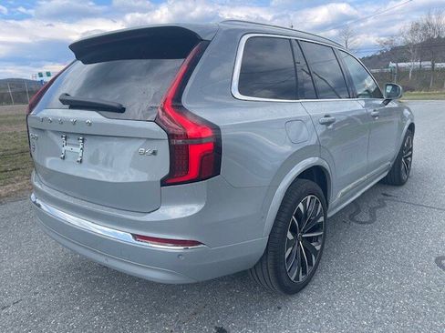 Used 2025 Volvo XC90 B6 Plus AWD/4WD image 6