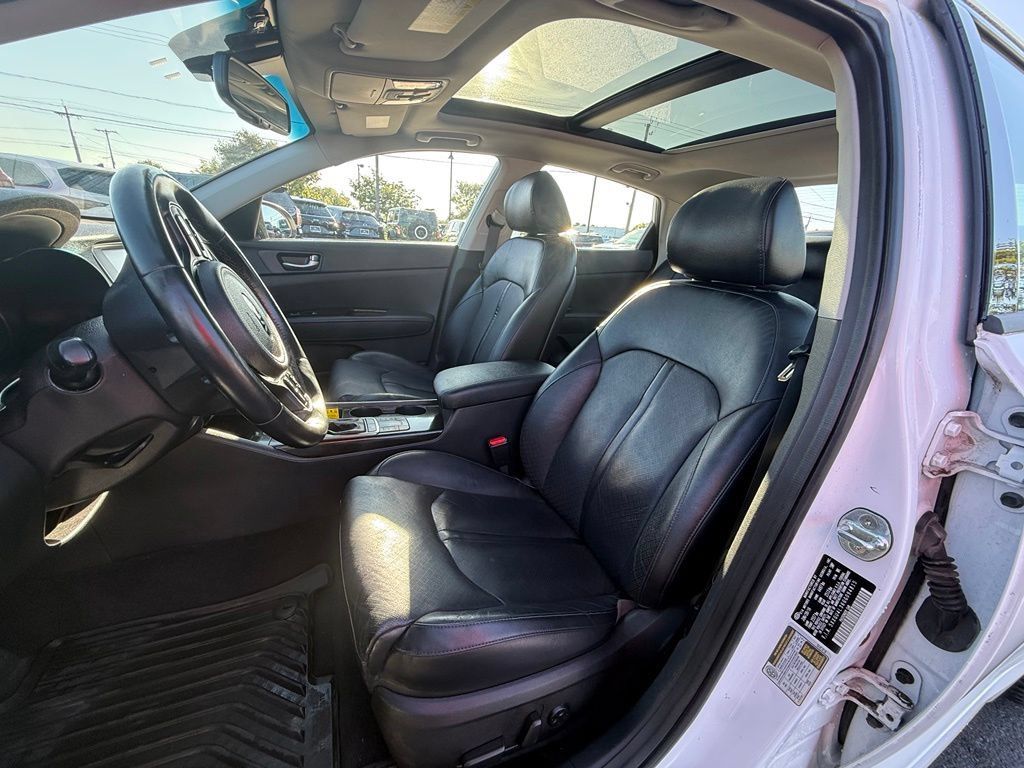 Used 2016 Kia Optima EX w/ Premium Package FWD image 9