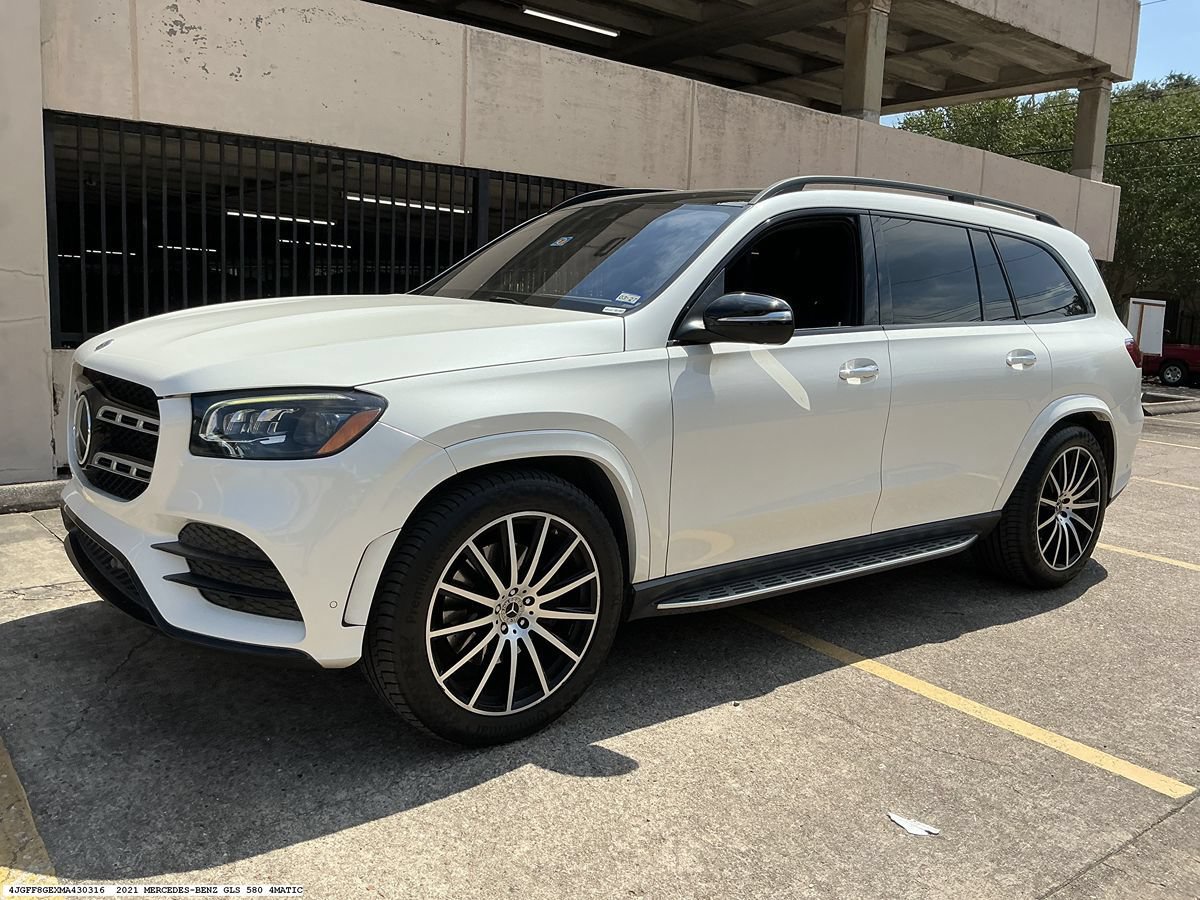 Used 2021 Mercedes-Benz GLS 580 4MATIC image 4