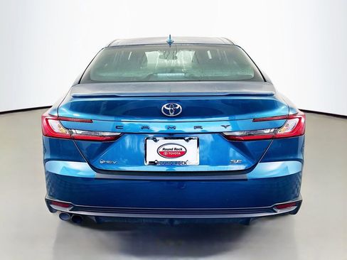 Certified 2025 Toyota Camry SE image 6