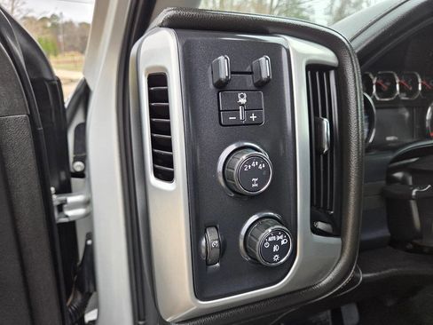 Used 2017 GMC Sierra 3500 SLT w/ Duramax Plus Package image 15