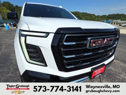 Used 2026 GMC Yukon XL AT4 w/ AT4 Premium Plus Package AWD/4WD image 11