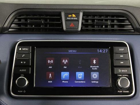 Certified 2025 Nissan Versa SV FWD image 9