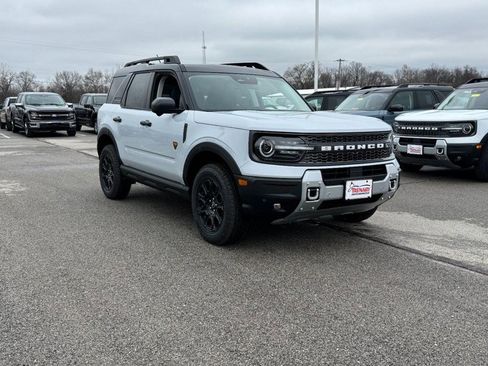 New 2026 Ford Bronco Sport Badlands w/ Badlands Tech Package image 2
