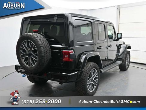 Used 2024 Jeep Wrangler High Altitude AWD/4WD image 15