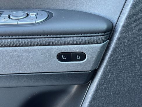 Used 2023 Hyundai Ioniq 5 Limited w/ Cargo Package image 17