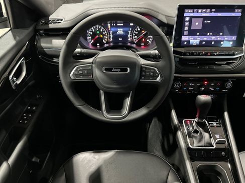 New 2026 Jeep Compass Limited image 15