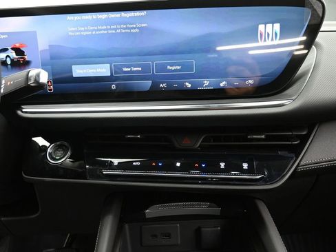 New 2026 Buick Envision Preferred image 9