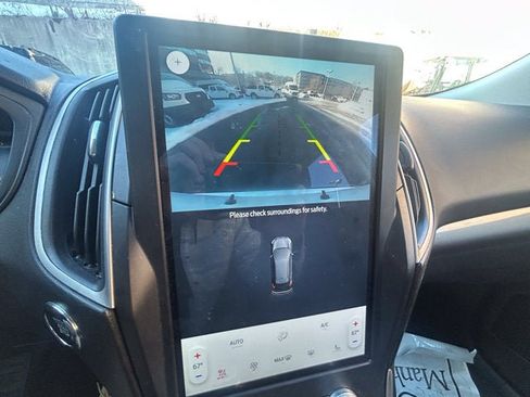 Used 2023 Ford Edge SEL w/ Convenience Package image 18