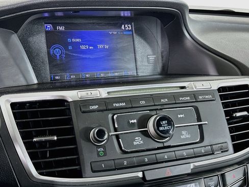 Used 2017 Honda Accord LX image 21