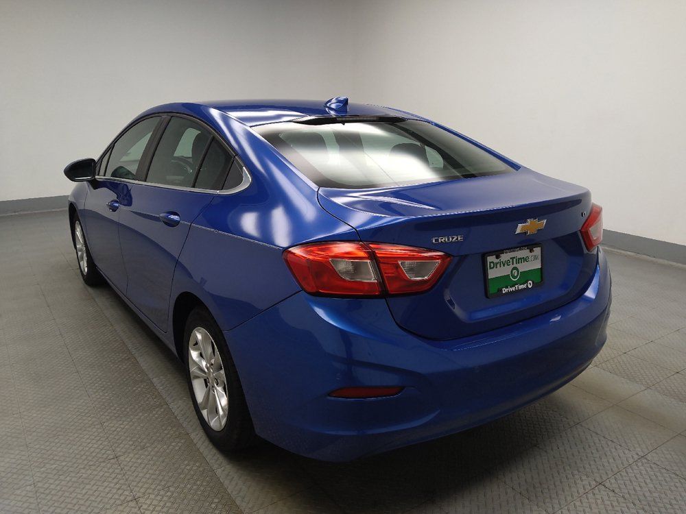 Used 2019 Chevrolet Cruze LT w/ Convenience Package FWD image 5