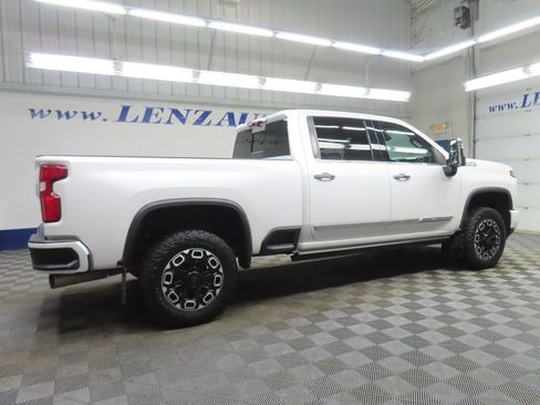 Used 2024 Chevrolet Silverado 3500 High Country w/ High Country Premium Package AWD/4WD image 5