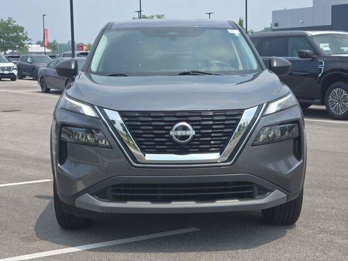 Used 2023 Nissan Rogue S FWD image 2
