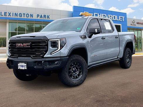 Used 2024 GMC Sierra 1500 AT4X w/ AT4X AEV Edition image 2