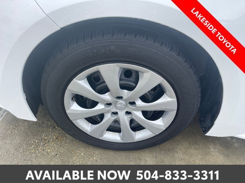 Used 2024 Toyota Corolla LE FWD image 13