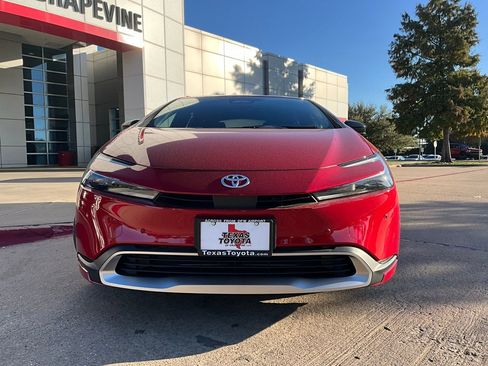 New 2026 Toyota Prius Plug-In Hybrid image 4