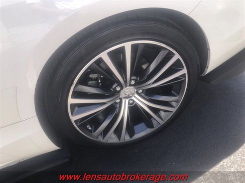 Used 2017 INFINITI Q60 3.0t w/ Premium Plus Package 3.0T RWD image 23