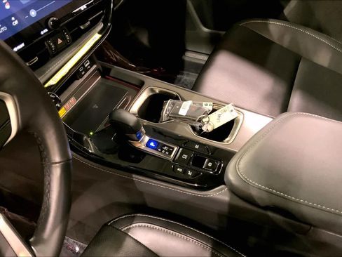 Used 2026 Lexus NX 350h AWD w/ Cold Area Package image 17