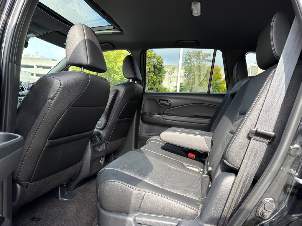 Used 2023 Honda Passport EX-L image 21