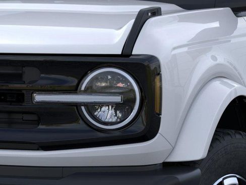 New 2025 Ford Bronco Outer Banks image 20