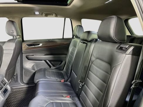 Certified 2024 Volkswagen Atlas SEL AWD/4WD image 28