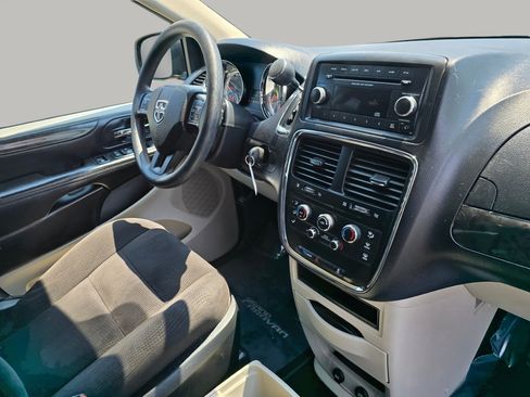 Used 2014 Dodge Grand Caravan SE w/ Quick Order Package 29E SE FWD image 29