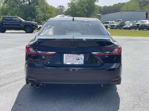 Used 2025 Toyota Camry SE w/ Multimedia Upgrade Package FWD image 3