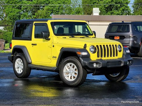 Used 2023 Jeep Wrangler Sport AWD/4WD image 5