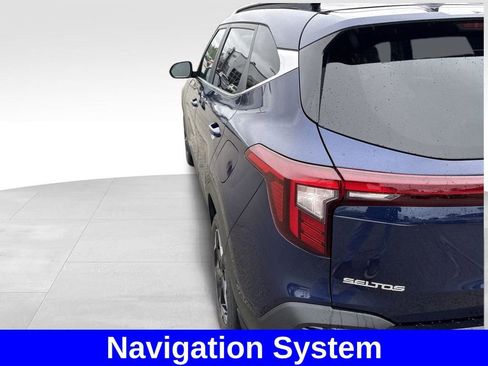 Used 2024 Kia Seltos EX AWD/4WD image 4